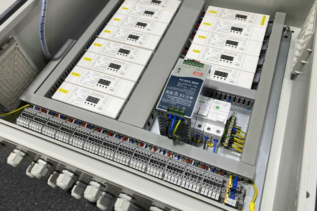 LED vezérlési szekrény tervezés Budapest